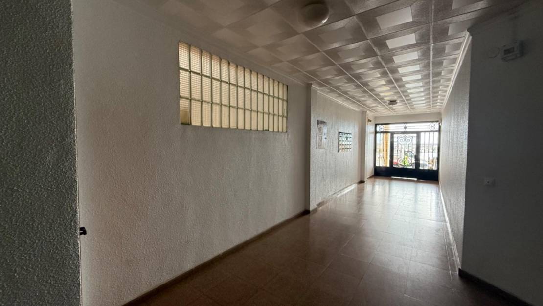Sale - Apartment - Torrevieja - El Acequión - Los Náufragos