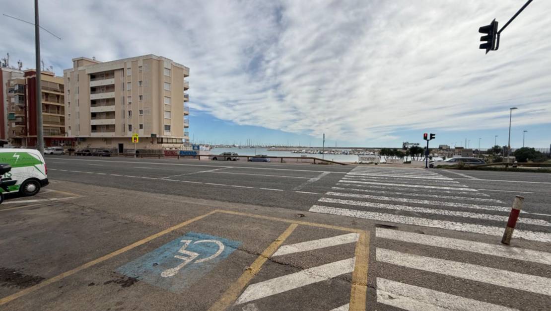 Sale - Apartment - Torrevieja - El Acequión - Los Náufragos