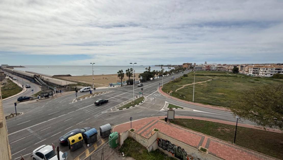 Sale - Apartment - Torrevieja - El Acequión - Los Náufragos