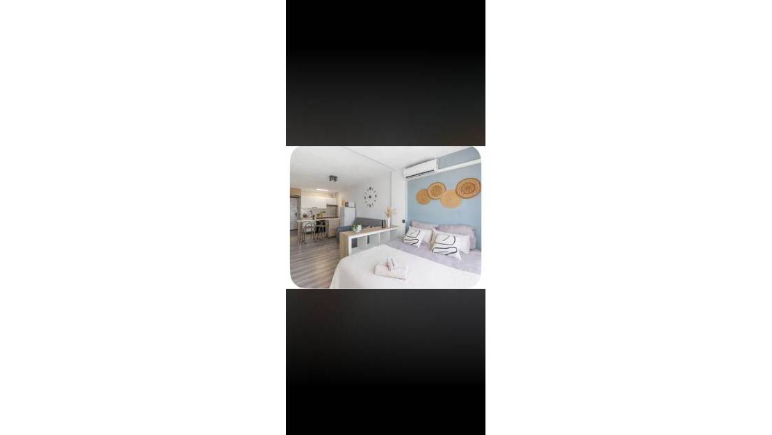 Sale - Apartment - Torrevieja - El chaparral