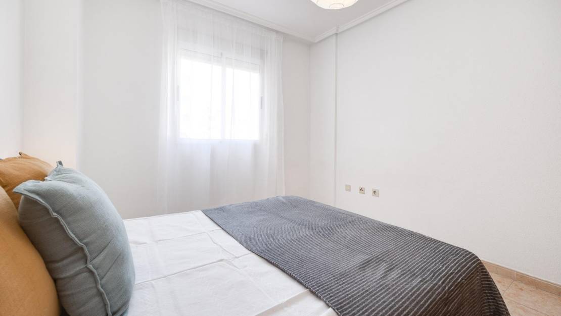 Sale - Apartment - Torrevieja - El molino