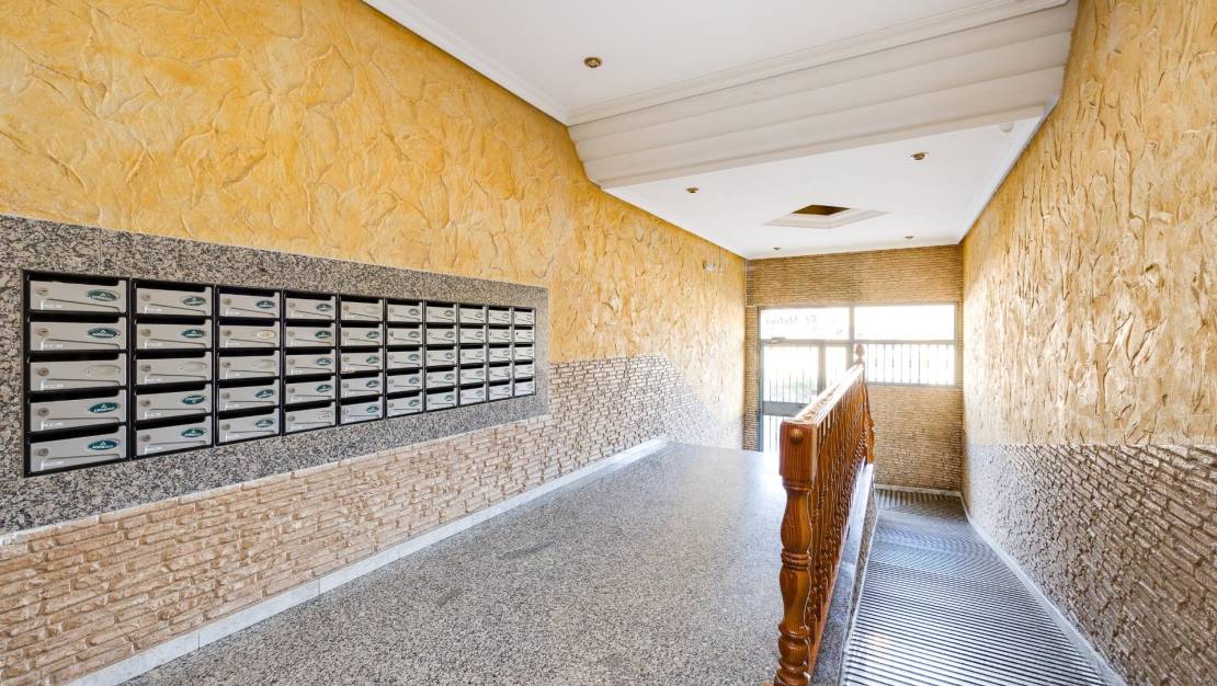 Sale - Apartment - Torrevieja - El molino