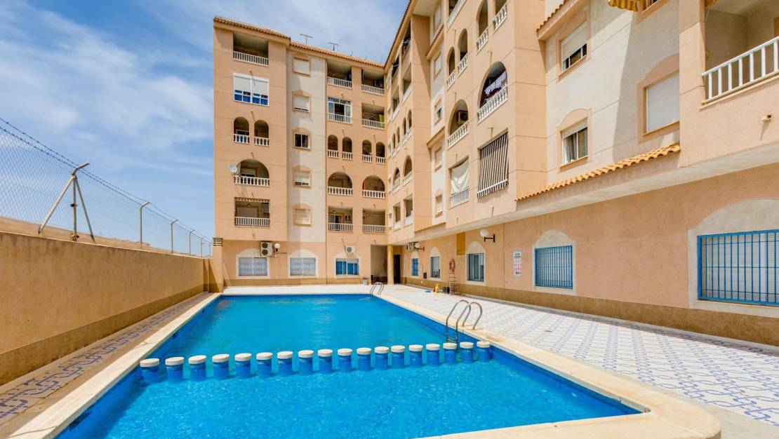 Sale - Apartment - Torrevieja - El molino