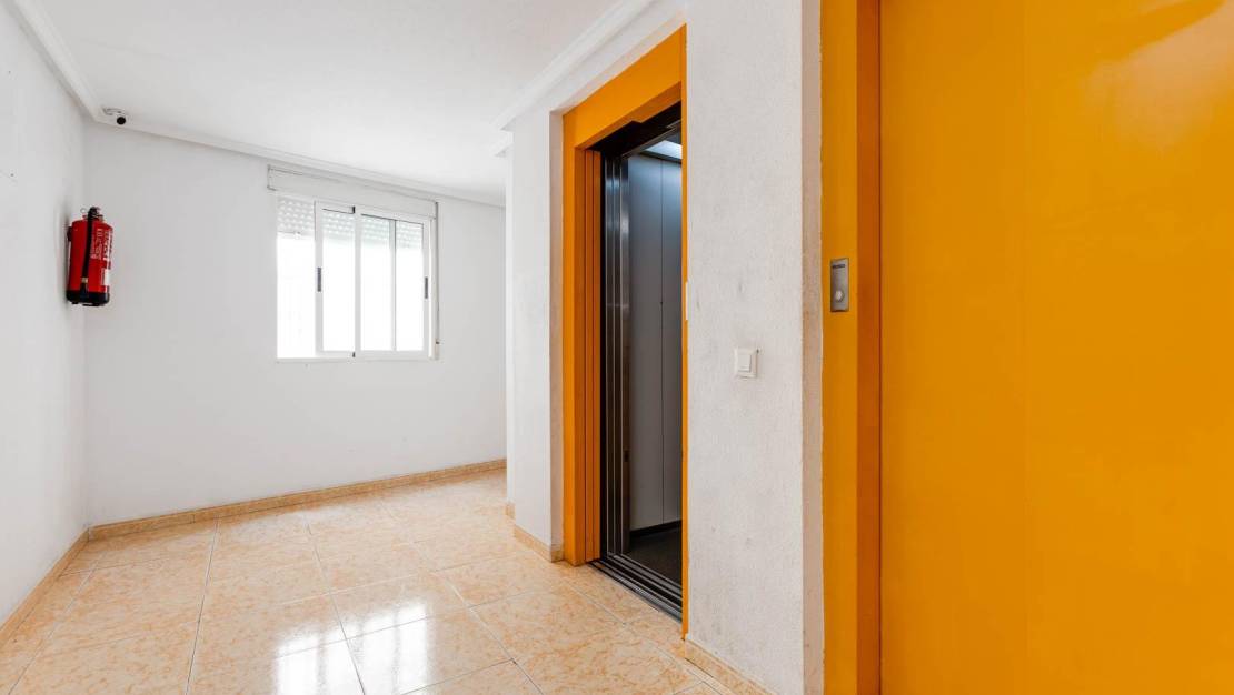 Sale - Apartment - Torrevieja - El molino