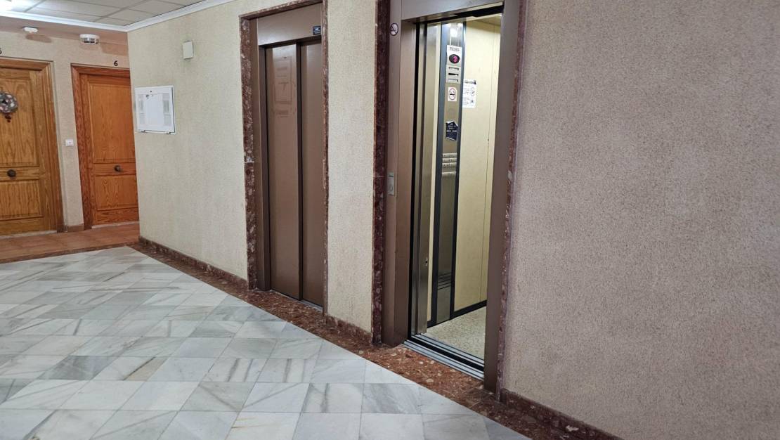 Sale - Apartment - Torrevieja - El molino