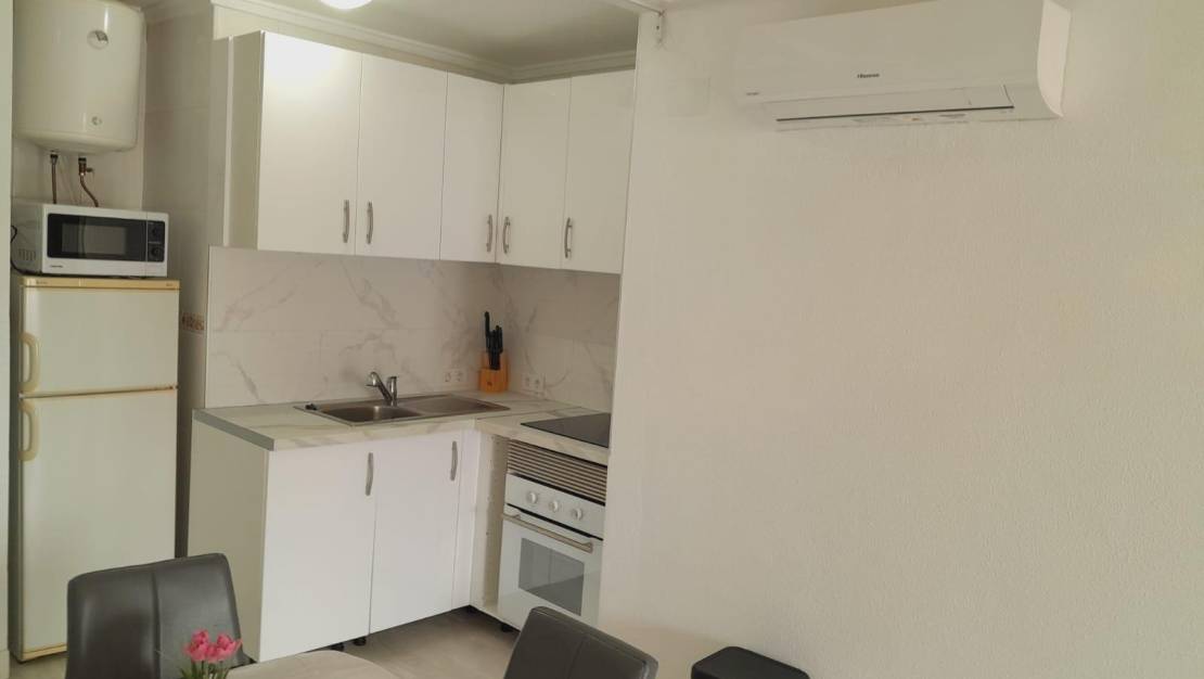 Sale - Apartment - Torrevieja - El molino