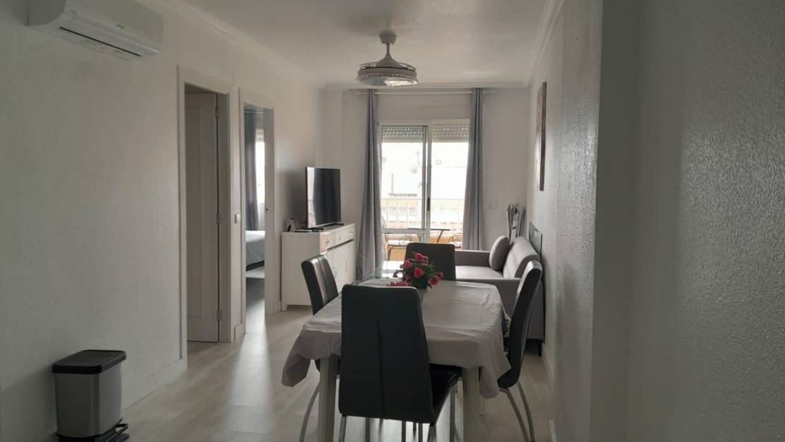 Sale - Apartment - Torrevieja - El molino