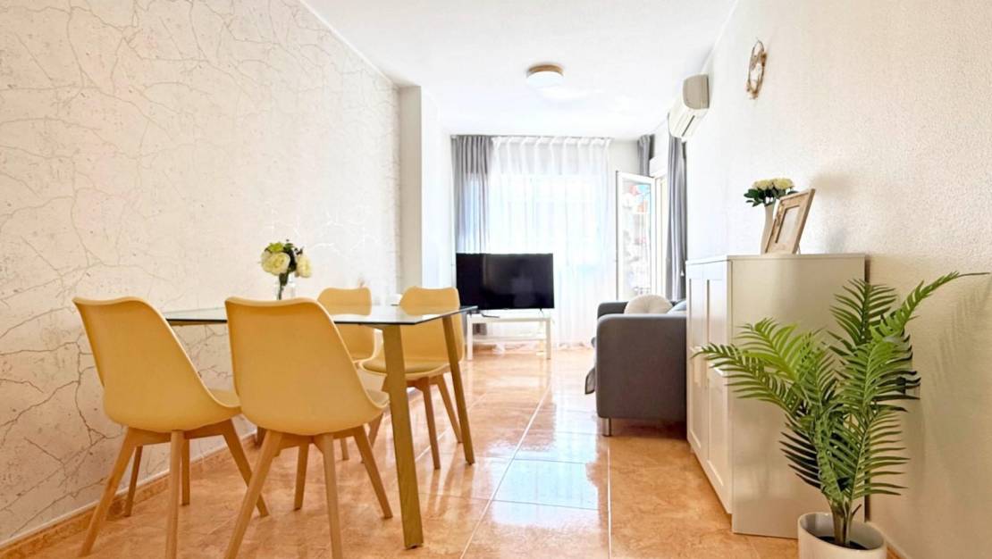 Sale - Apartment - Torrevieja - Estacion de autobuses
