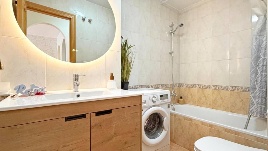 Sale - Apartment - Torrevieja - Estacion de autobuses