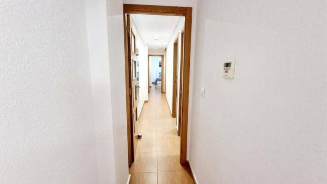 Sale - Apartment - Torrevieja - Estacion de autobuses