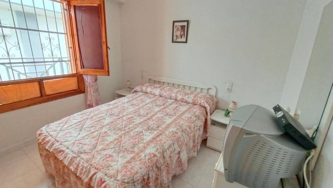 Sale - Apartment - Torrevieja - Estacion de autobuses