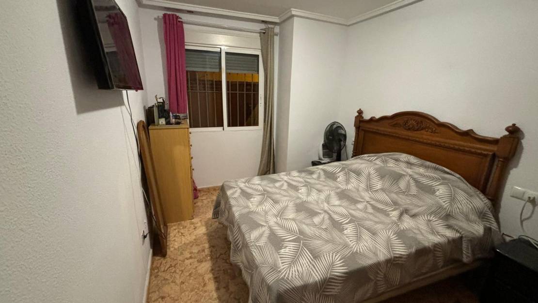 Sale - Apartment - Torrevieja - Estacion de autobuses