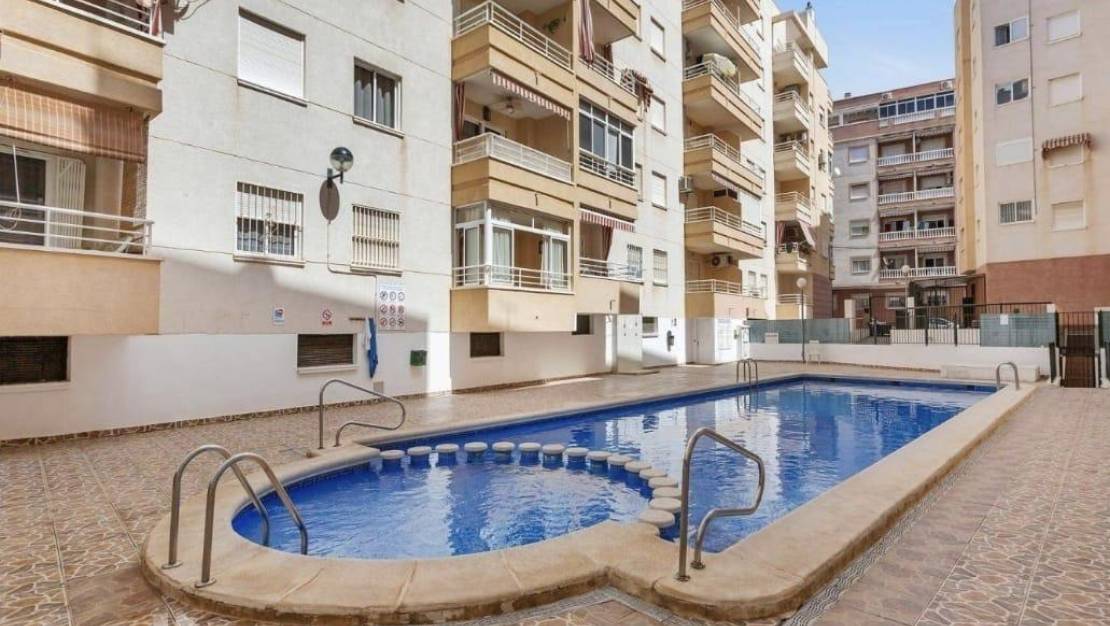 Sale - Apartment - Torrevieja - Estacion de autobuses