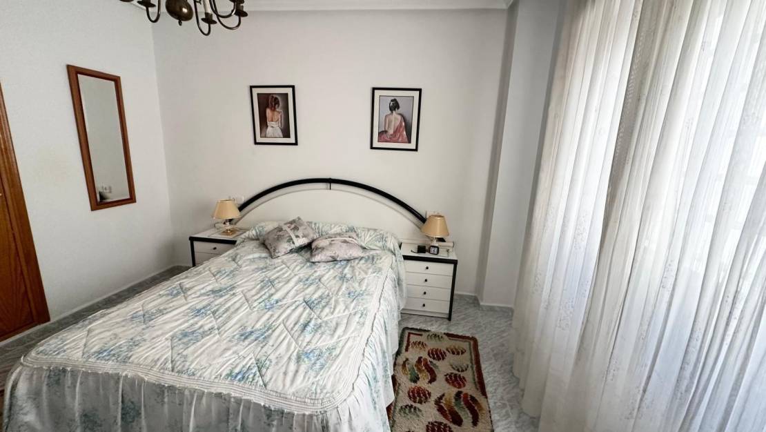 Sale - Apartment - Torrevieja - Estacion de autobuses