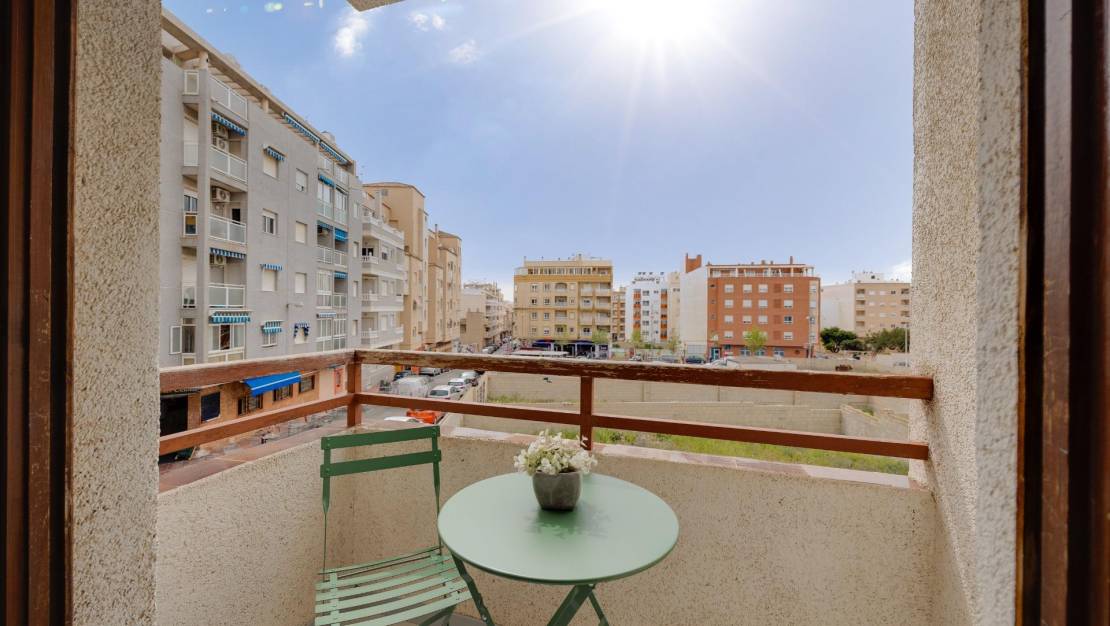 Sale - Apartment - Torrevieja - Estacion de autobuses