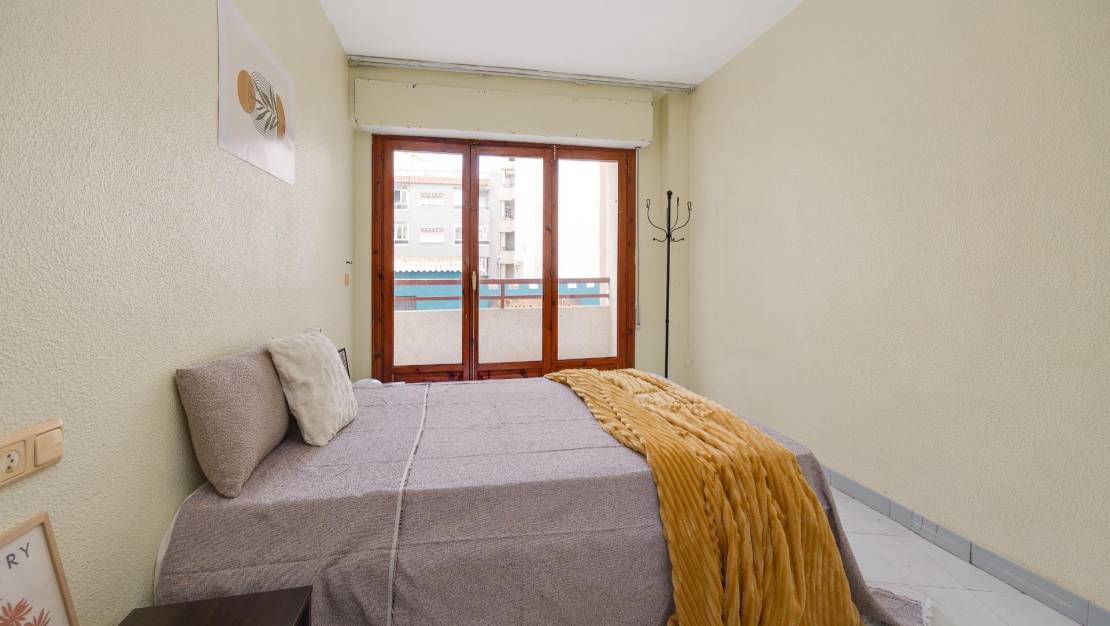 Sale - Apartment - Torrevieja - Estacion de autobuses