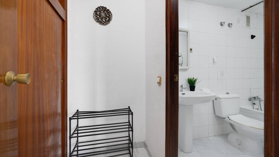 Sale - Apartment - Torrevieja - Estacion de autobuses