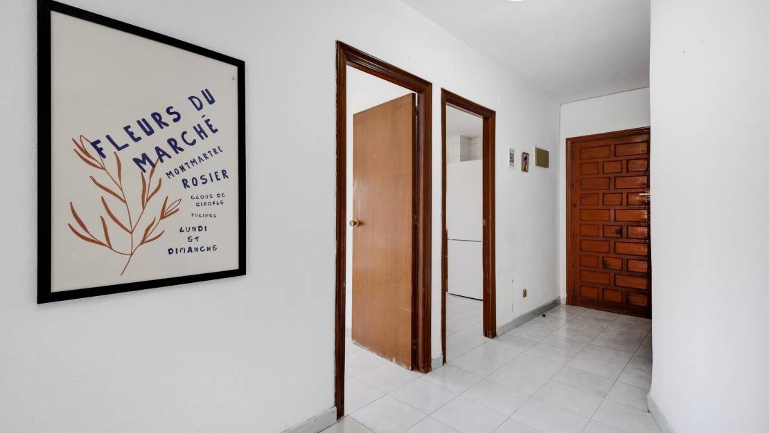Sale - Apartment - Torrevieja - Estacion de autobuses