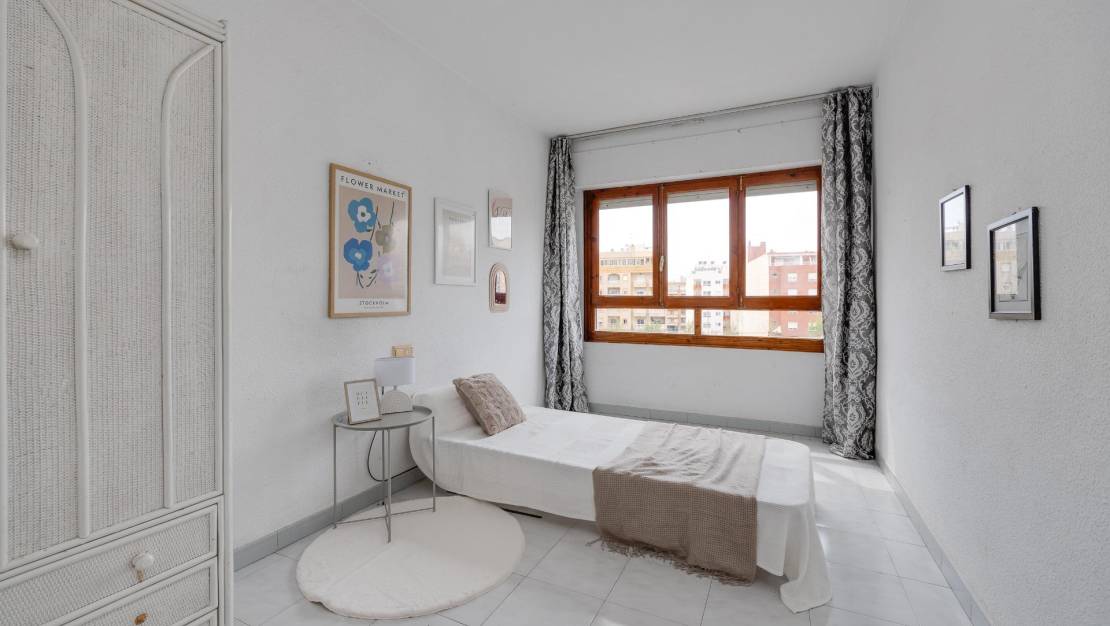 Sale - Apartment - Torrevieja - Estacion de autobuses