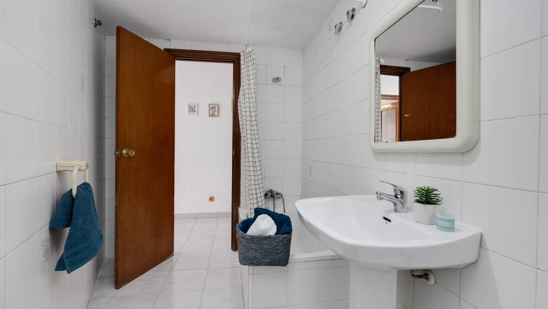 Sale - Apartment - Torrevieja - Estacion de autobuses