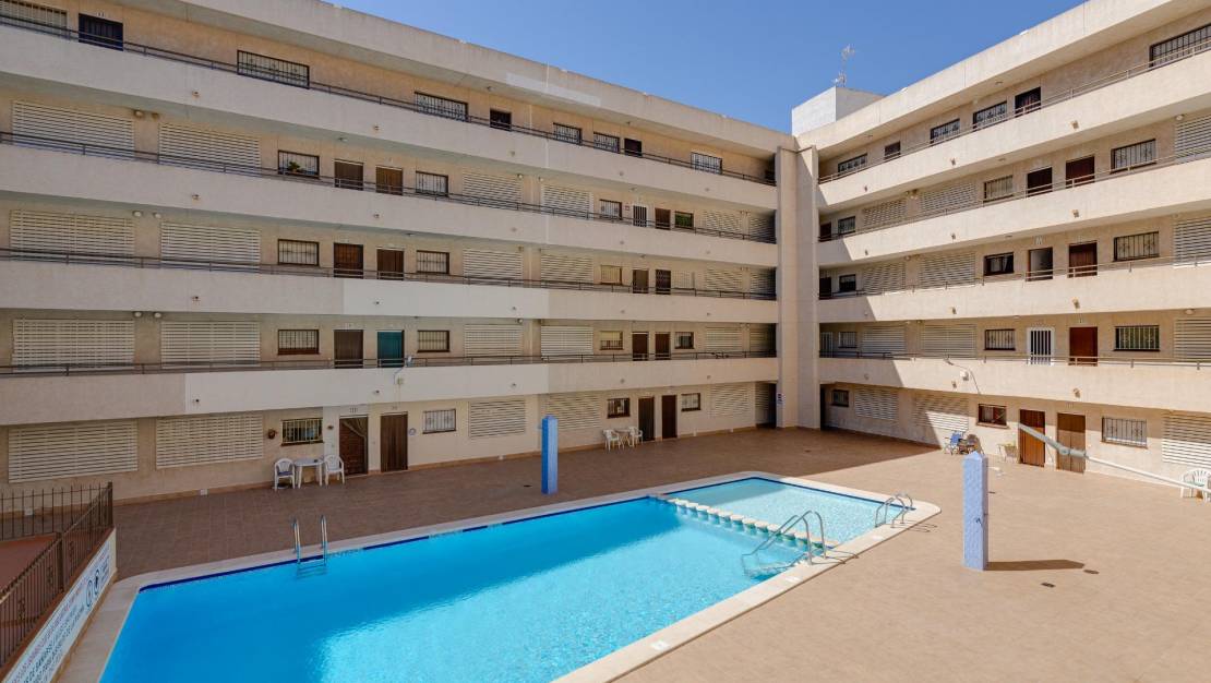 Sale - Apartment - Torrevieja - Estacion de autobuses