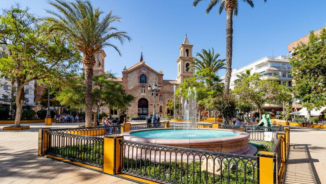 Sale - Apartment - Torrevieja - Estacion de autobuses