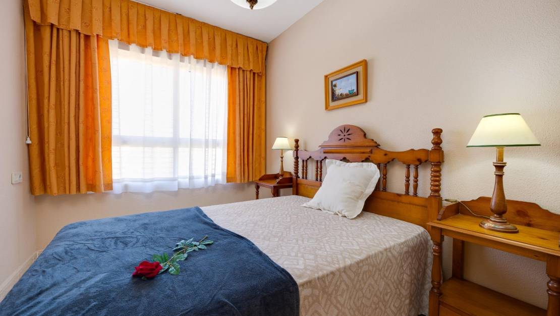 Sale - Apartment - Torrevieja - Habaneras