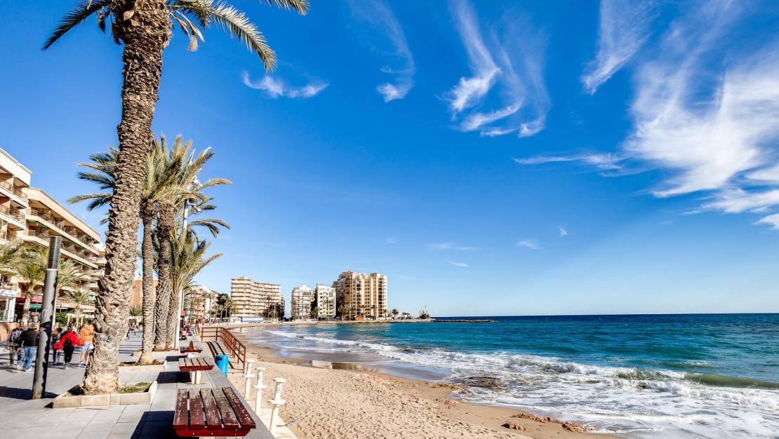 Sale - Apartment - Torrevieja - Habaneras