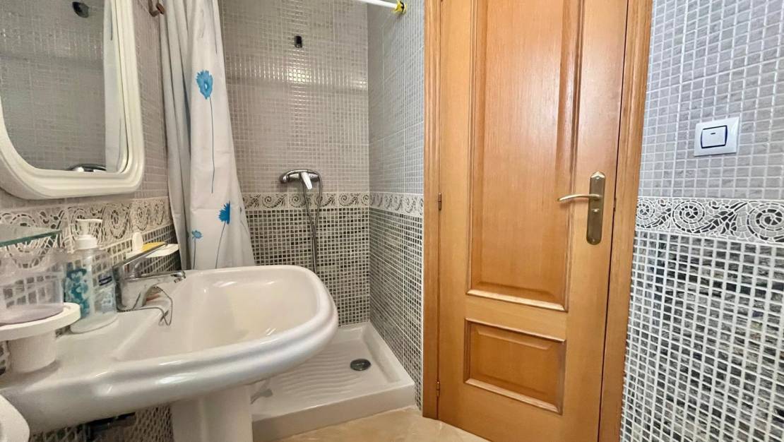 Sale - Apartment - Torrevieja - Habaneras