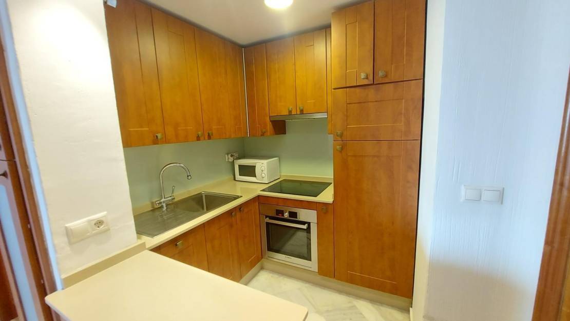 Sale - Apartment - Torrevieja - Habaneras