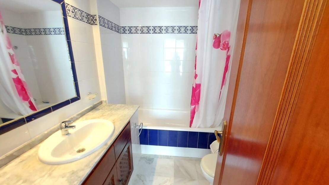 Sale - Apartment - Torrevieja - Habaneras