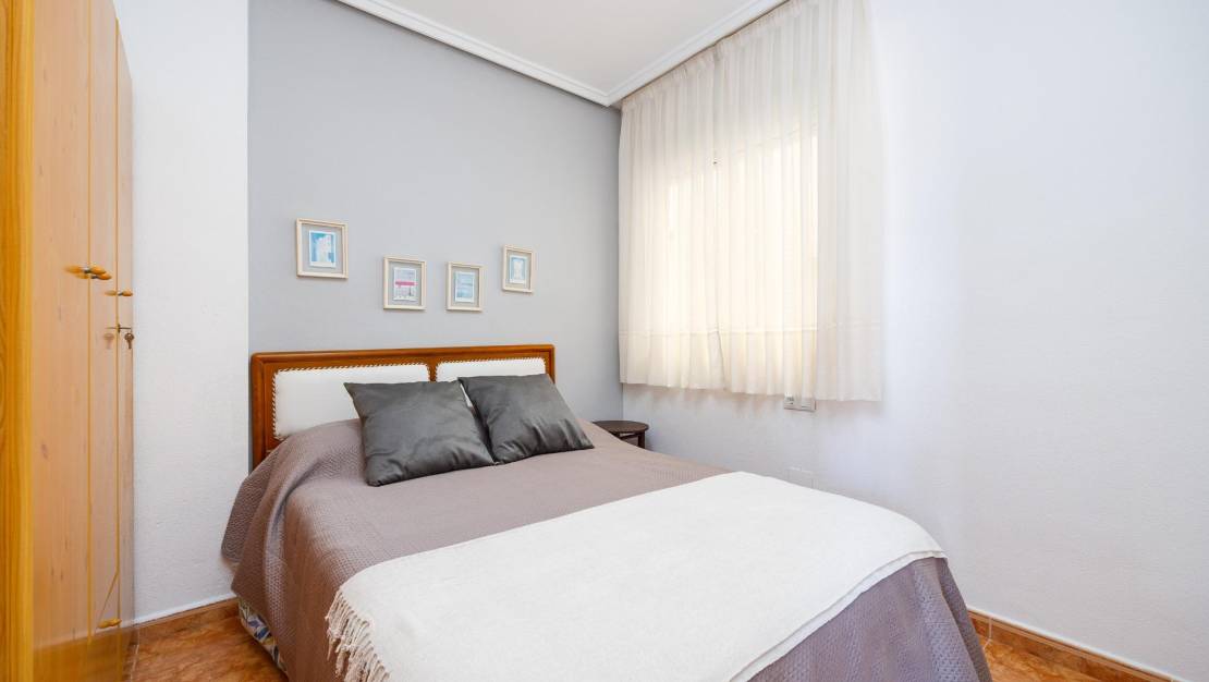 Sale - Apartment - Torrevieja - Habaneras