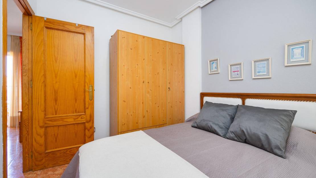Sale - Apartment - Torrevieja - Habaneras