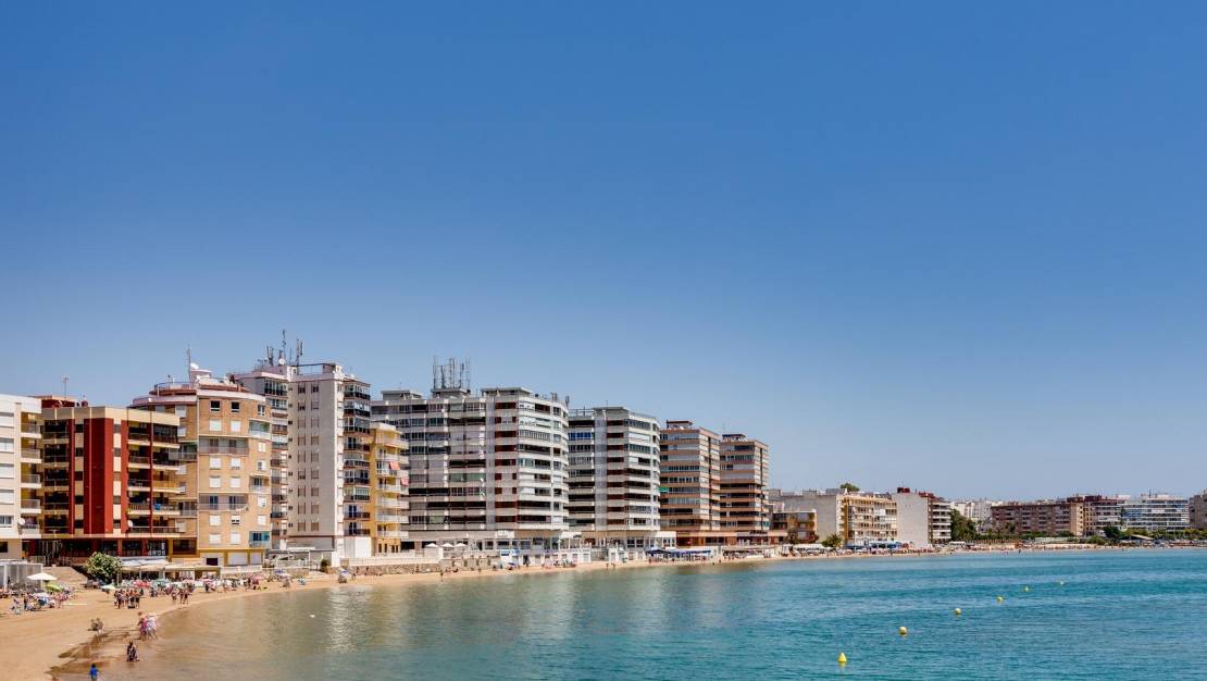 Sale - Apartment - Torrevieja - Habaneras