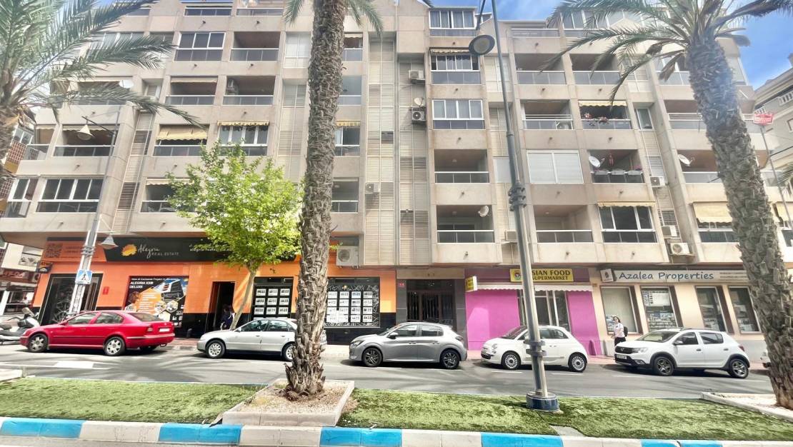 Sale - Apartment - Torrevieja - Habaneras