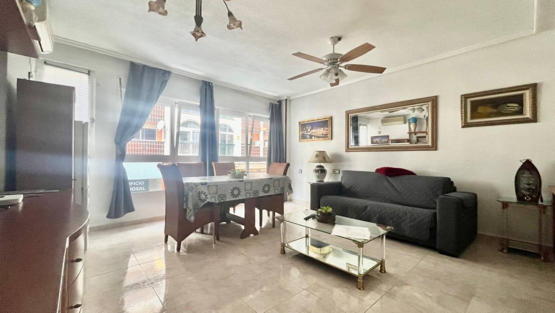 Sale - Apartment - Torrevieja - Habaneras