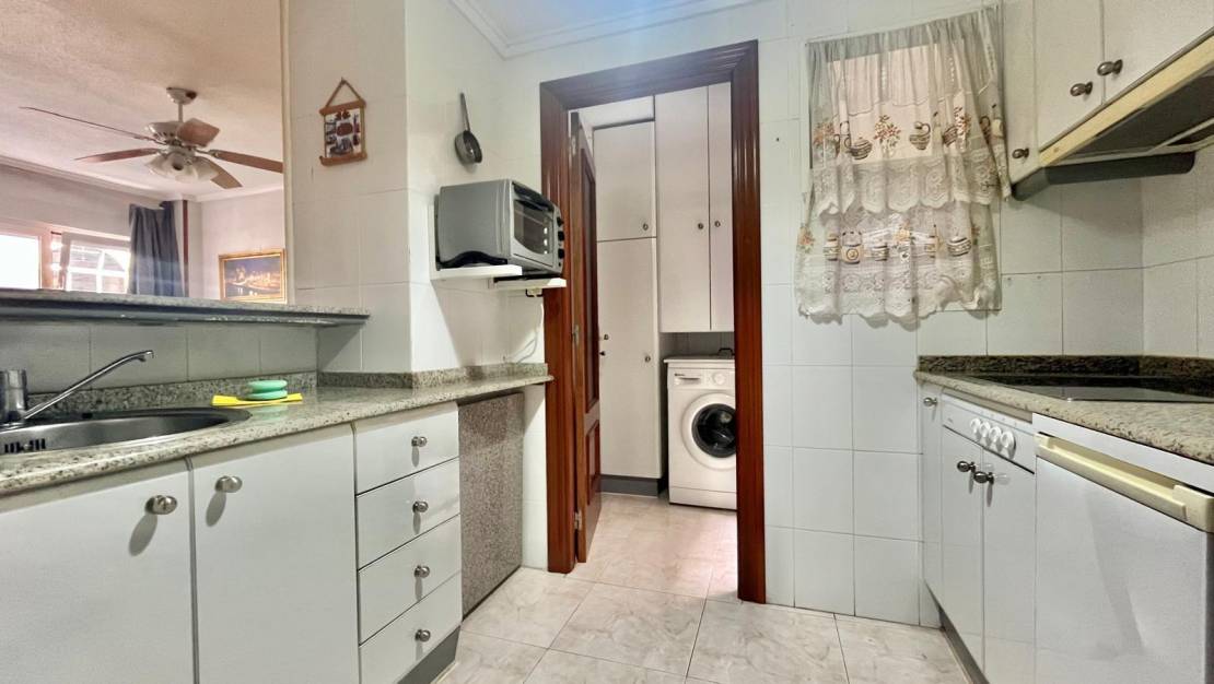 Sale - Apartment - Torrevieja - Habaneras