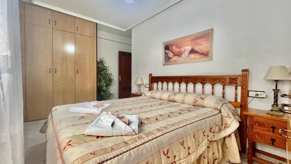 Sale - Apartment - Torrevieja - Habaneras