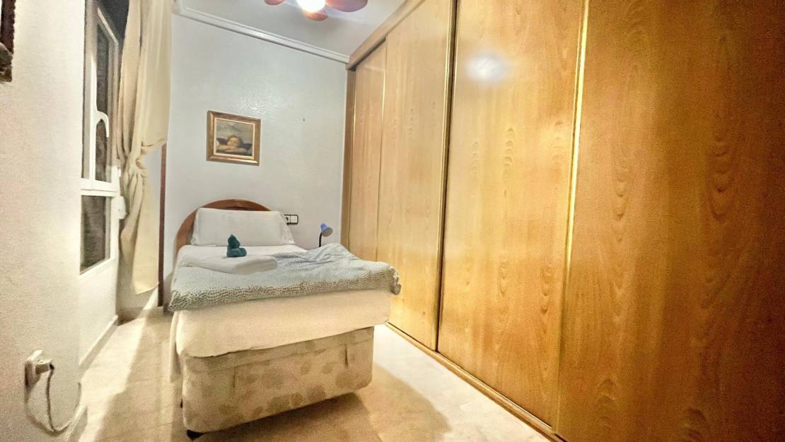 Sale - Apartment - Torrevieja - Habaneras