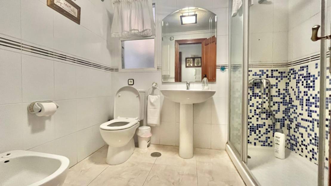 Sale - Apartment - Torrevieja - Habaneras