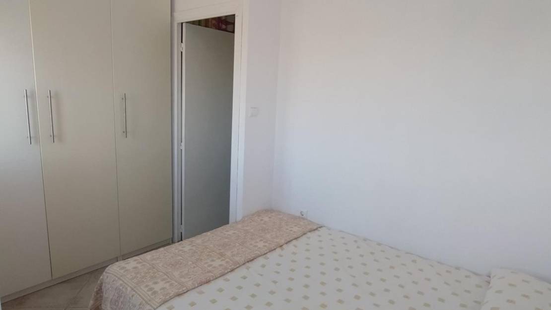 Sale - Apartment - Torrevieja - La Mata pueblo