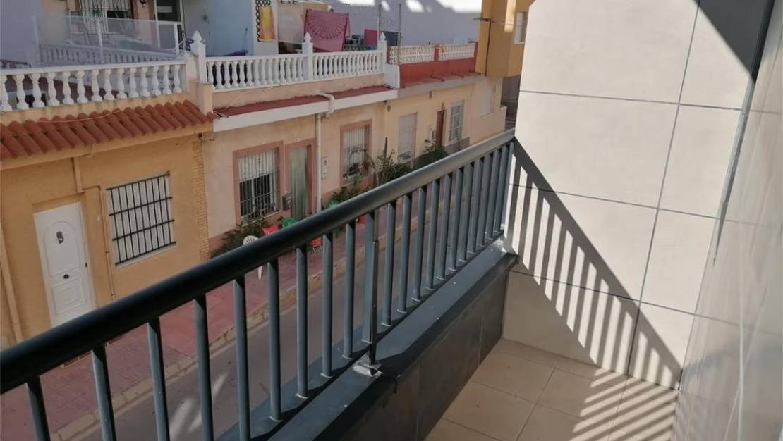 Sale - Apartment - Torrevieja - La Mata pueblo