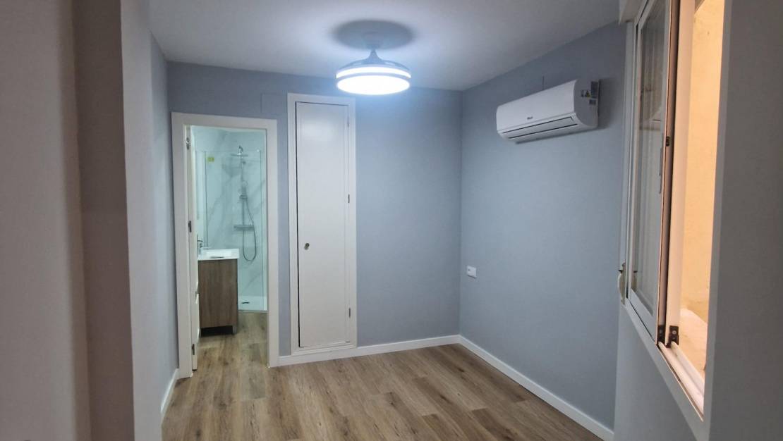 Sale - Apartment - Torrevieja - La Mata pueblo