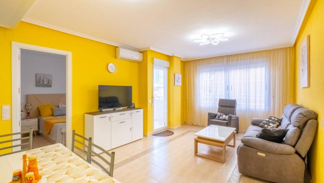 Sale - Apartment - Torrevieja - La Mata