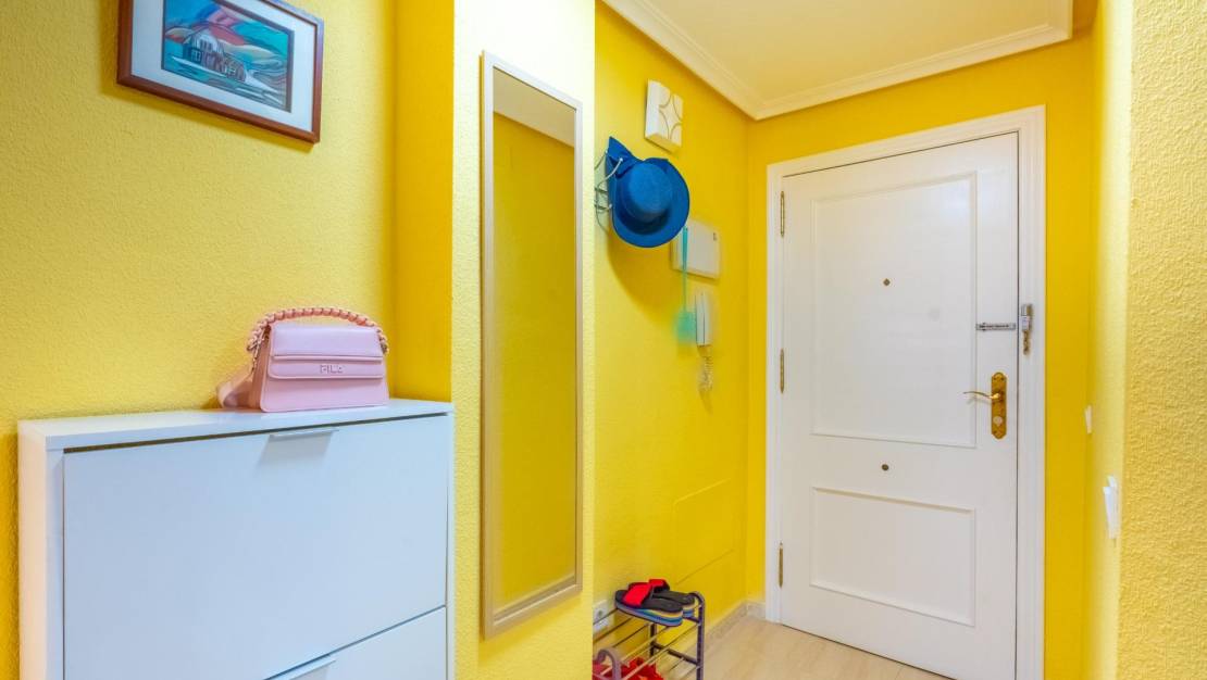Sale - Apartment - Torrevieja - La Mata