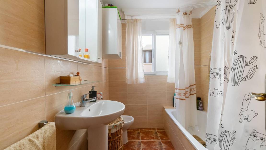 Sale - Apartment - Torrevieja - La Mata