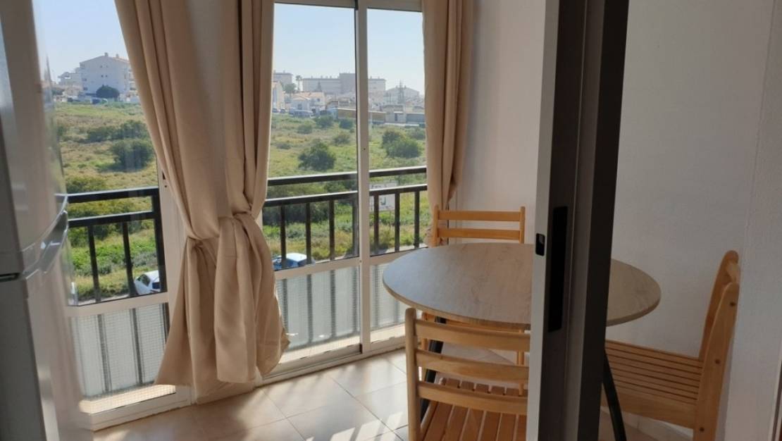 Sale - Apartment - Torrevieja - La Mata