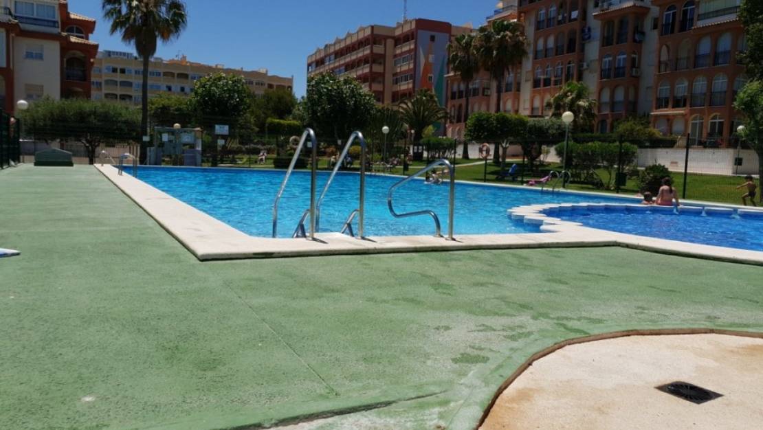 Sale - Apartment - Torrevieja - La Mata