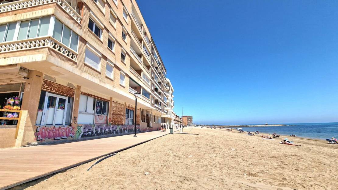Sale - Apartment - Torrevieja - La Mata