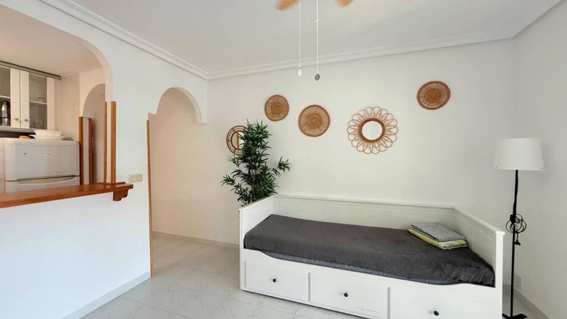 Sale - Apartment - Torrevieja - La Mata